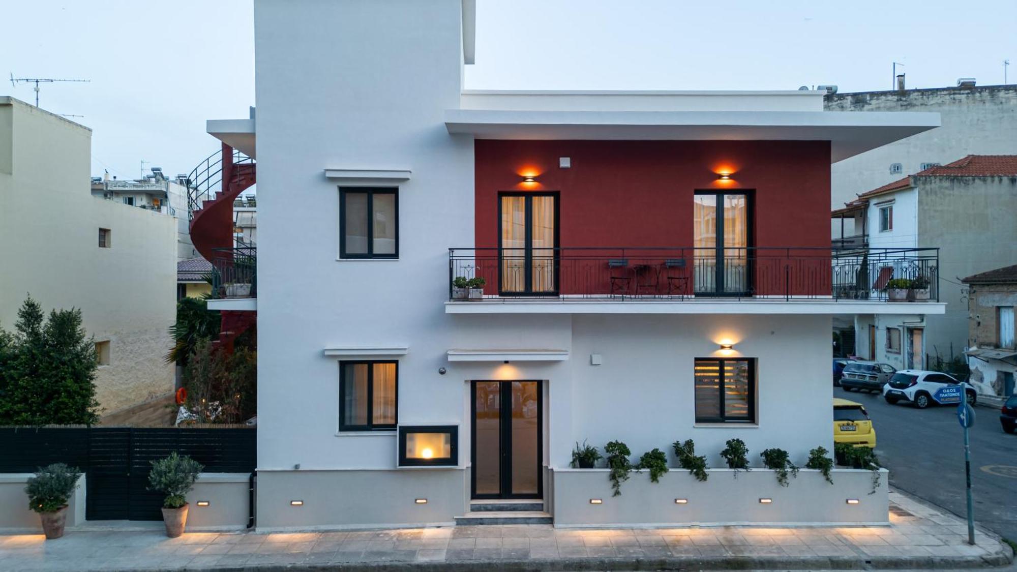 Angelinas Quarters - Kalamata Mediterranean Villas Exterior photo