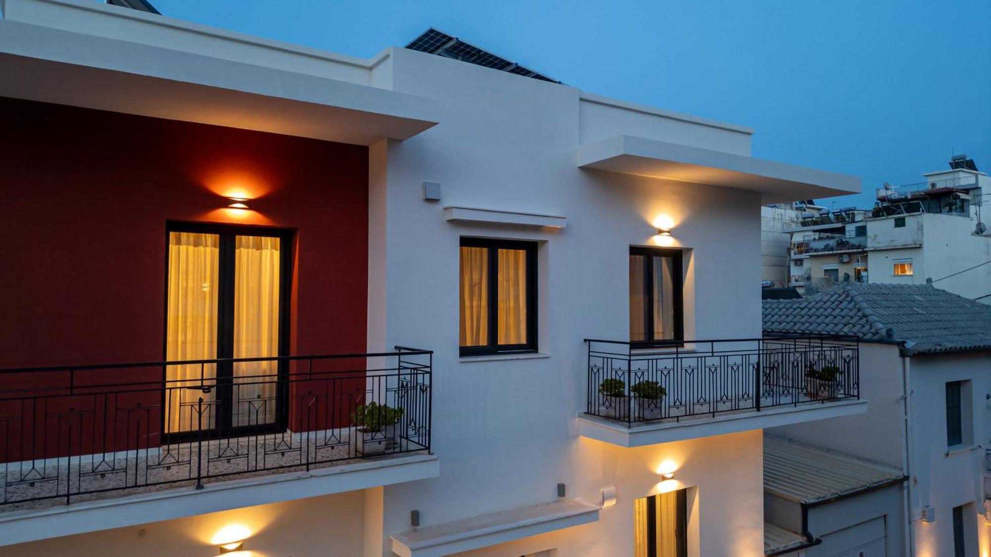 Angelinas Quarters - Kalamata Mediterranean Villas Exterior photo